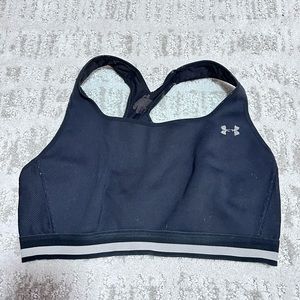 Black sports bra